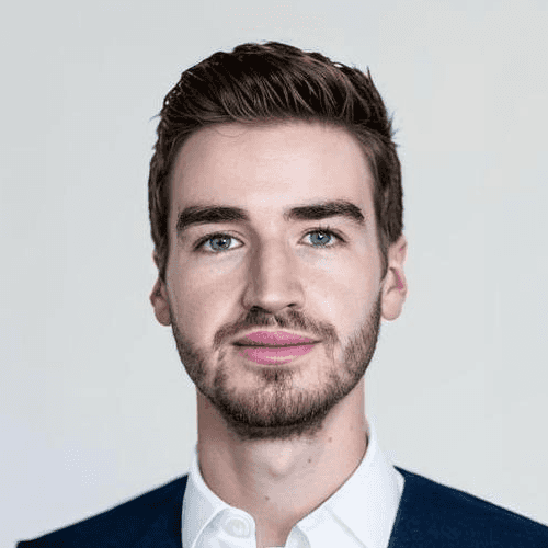 The headshot of Macallum Tepsich.
