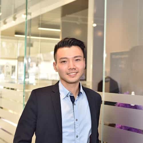 The headshot of Johnny Wu.