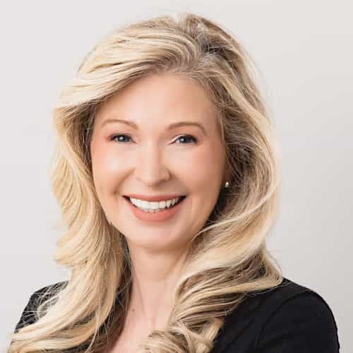 The headshot of Lori Hume.