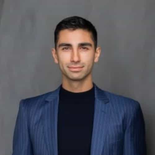 The headshot of Ben Amir.